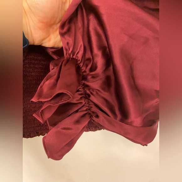 NWT Reformation Silk Chamomile Plum Burgundy Smocked Top Size 1X - Picture 5 of 8